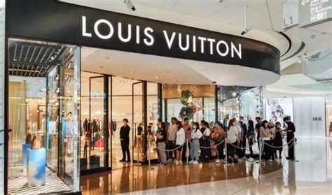 louis vuitton uae online store.